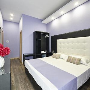 Camera con letto queen size